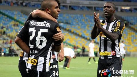 标题：弗鲁米嫩塞2-1险胜福塔莱萨 门将法比奥平世界纪录