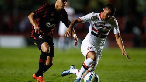 德甲保级战：科隆5-3客胜圣保利